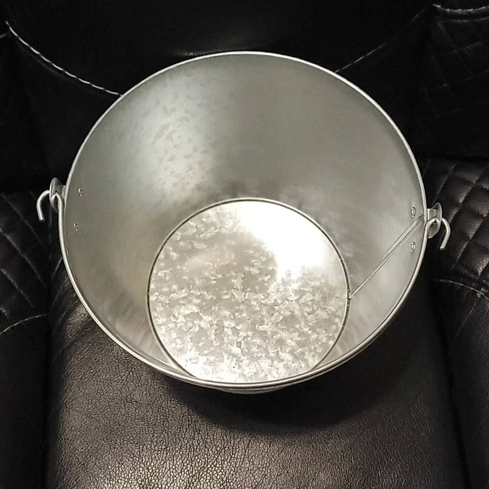 Coors Light Beer Bottle Service Handled Galvanized Metal 5 Quart Ice Bucket Pail